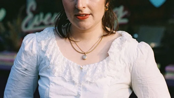 Essy Sparrow