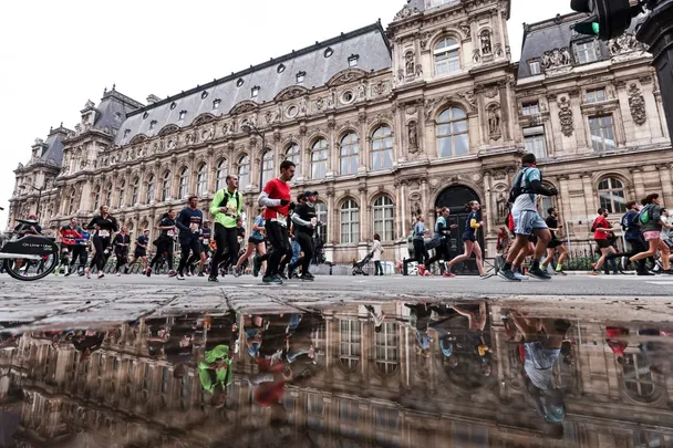 Hoka Paris Half Marathon