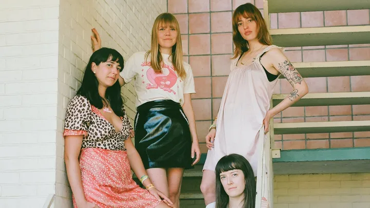 432 Presents: Los Bitchos