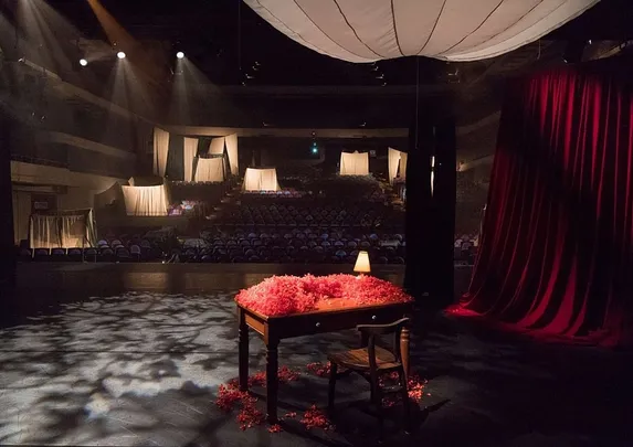 舞台芸術祭「秋の隕石2026東京」 山城知佳子『リコーリング(ス) ― シアトリカル･バージョン』
