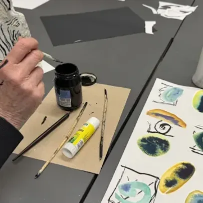 Kunstpauser for voksne: Papirvævning