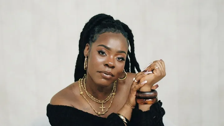 Listed Live & Soul Surge presents Shae Universe