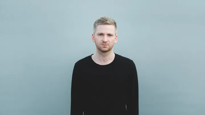 Ólafur Arnalds "Falling Apart Together"