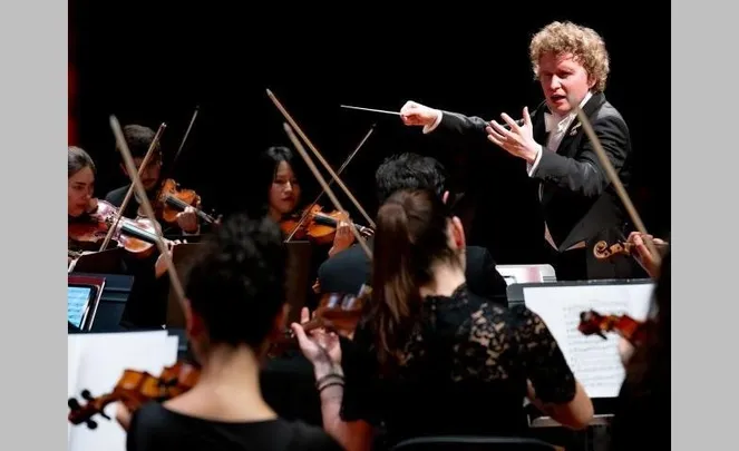 Mahler: Symphonie Nr. 5 – Peace Philharmonic Orchestra – Nik