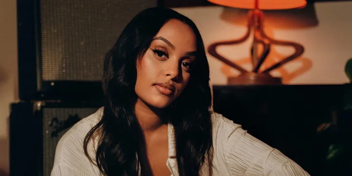 Ruth B