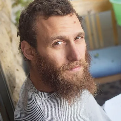 סודות בין גנבים - סדנה ליוצרים עם אמיר מנשהוף