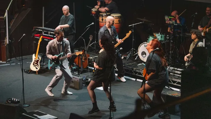 STOP MAKING SENSE LIVE