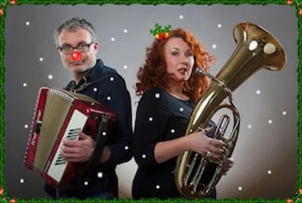 Frau Sonntag und ihr ständiger Begleiter - müssen Weihnachten feiern - Das Musik- Weihnachts- Ehekabarett für alle, die Lebkuchen lieben und/oder hassen