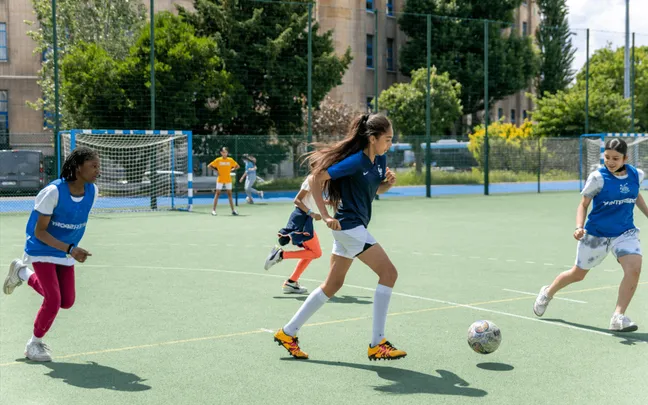Paris Sportives : Football avec l’association Sine Qua Non (Tu Vis Tu Dis)