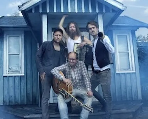 Gankino Circus - Bei den Finnen