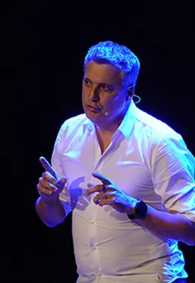 V Mondim a Rir - Lúcio Machado