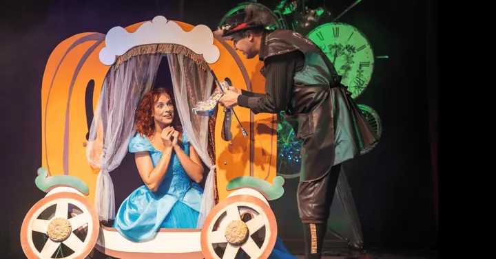 Raganiukės teatro premjera ''Pelenė''! | Tauragė