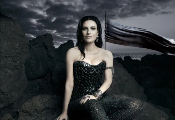 LAURA PAUSINI