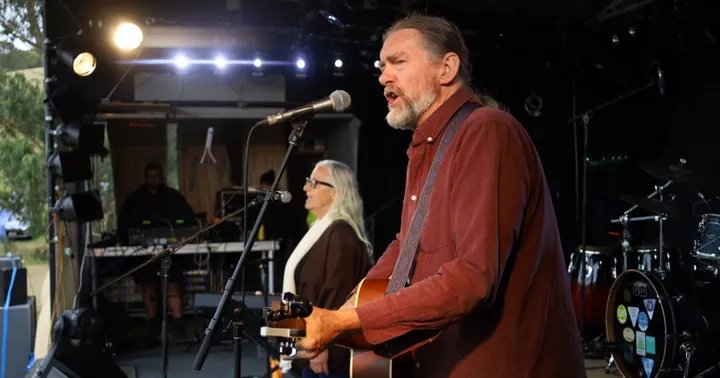 Live on the Lawn: The Smiley Doherty Duo [FREE EVENT]