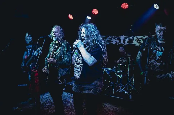 Hiatus + Sanctus Iuda + další