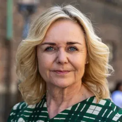 Christiansborg indefra – En aften med Mona Juul
