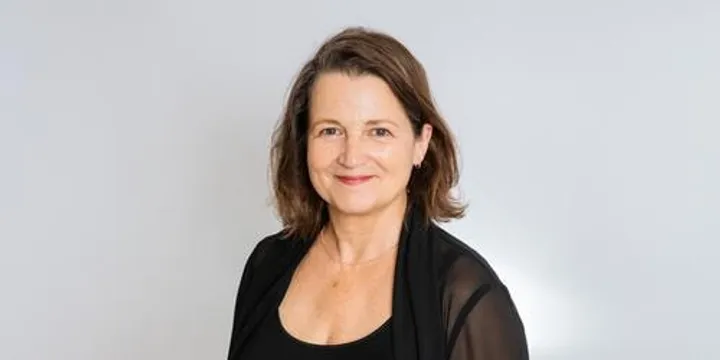 Saturday Salon: Alice Giles