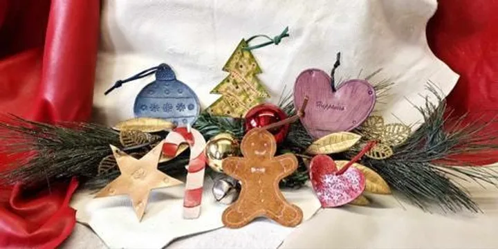 Home Schoolers Leather Christmas Craft Day