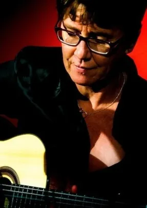 Nocturnes: Sophie Solo & Tom Mendy