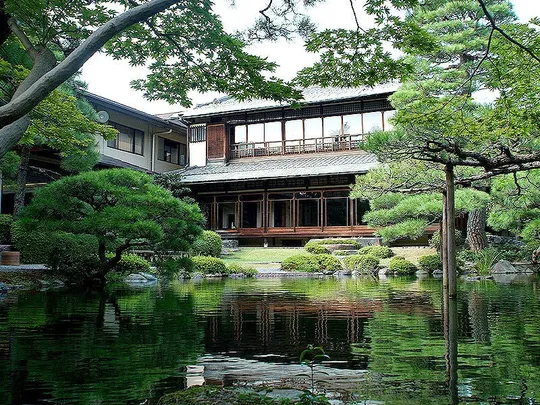【白河院】尼崎先生と植治のモダン庭園へ、武田五一の名作を特別見学＆貸切ランチ