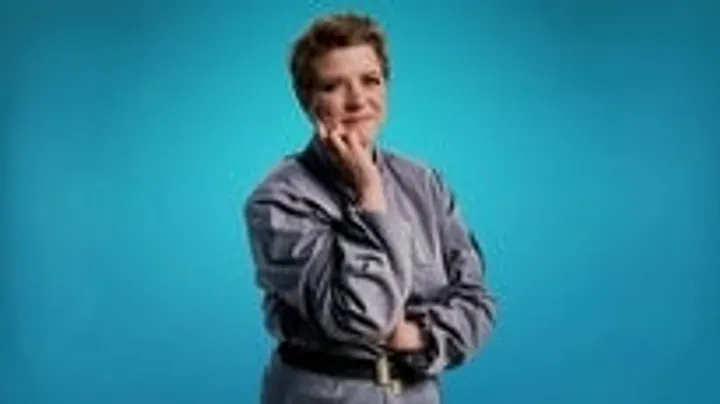 Hetty Helsmoortel