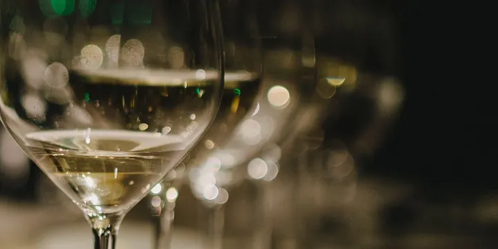 Drink Seminar: The In Between: Pink, Orange and Chillable Reds