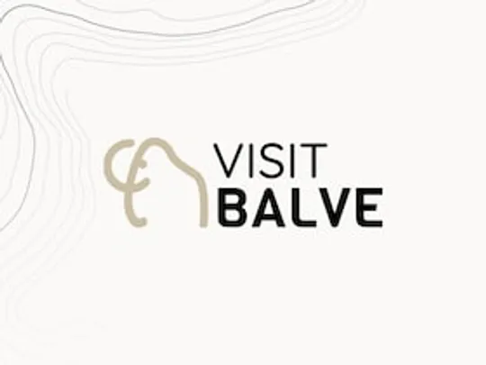 Familienschwimmtag im Hallenbad der Stadt Balve - Ein Tag voller Wasserfreude