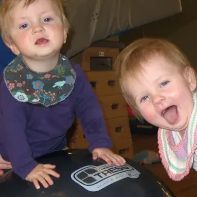Vilde lege med de mindste (baby 4-12 mdr.)