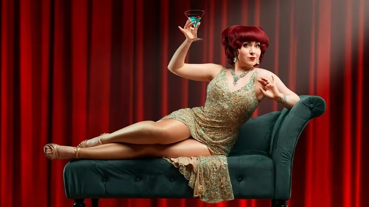 Lucy Darling Of The Holidays