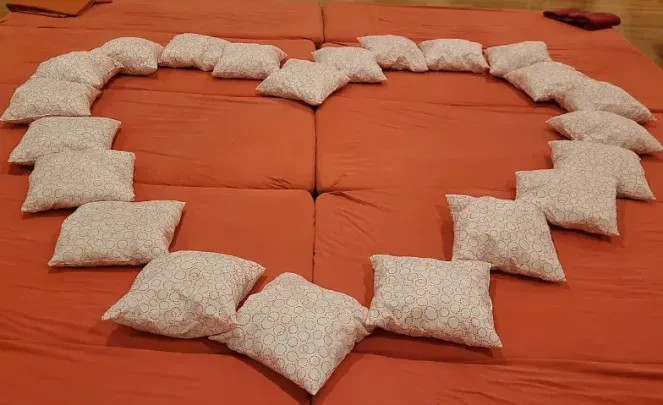 Achtsames Kuscheln – Nähe erleben & Geborgenheit spüren