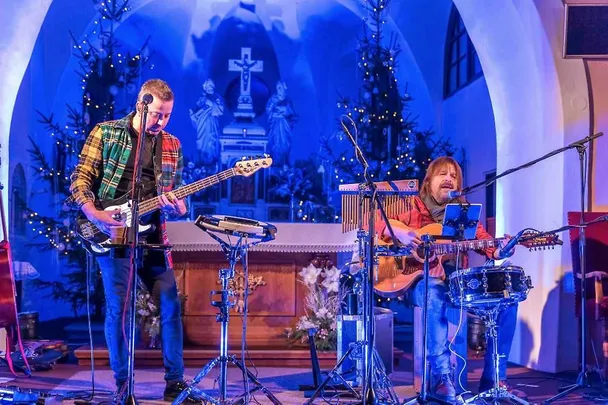 Petr Bende & Bohouš Josef: Novoroční akustický koncert