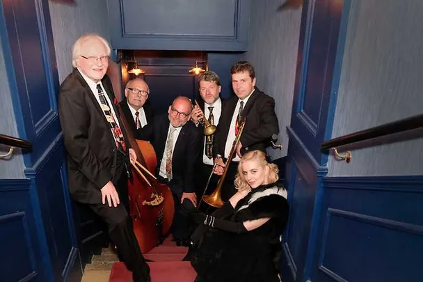 Nedělní Dixie: J. J. Jazzmen & Luci Radecka