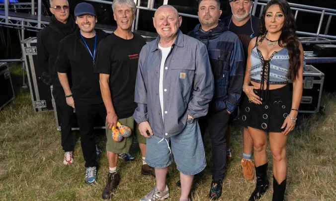 Happy Mondays + Trampolene