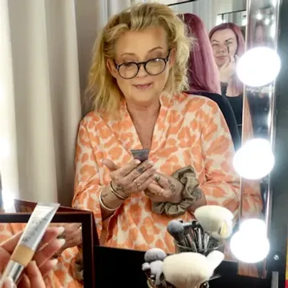 MAKEUP FOR MODEN HUD