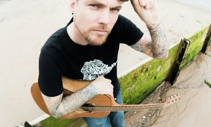 Gaz Brookfield and The Company of Thieves