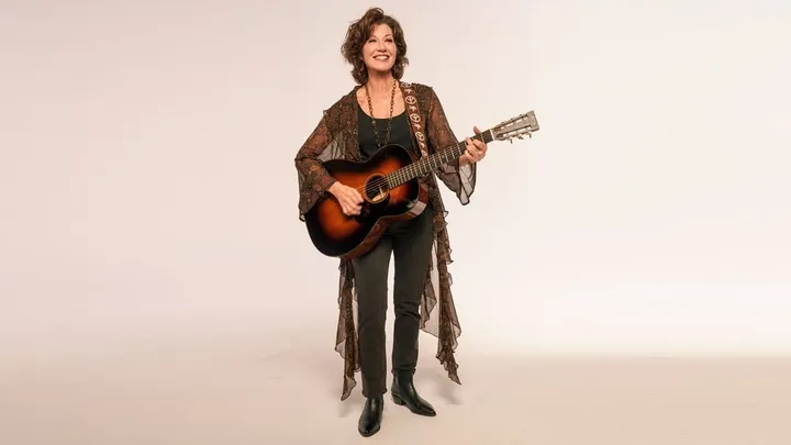 Christmas Together with Amy Grant | Official Ticket + Hotel Packages