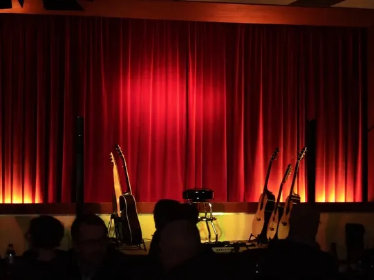 Madbillet til Robert Thompson Band hos Krabasken Kragelund