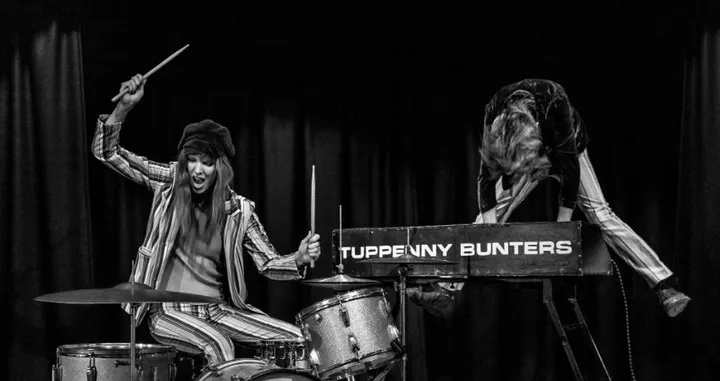 The Tuppenny Bunters