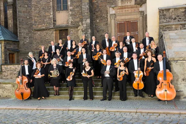 Komorní filharmonie Pardubice & Joseph Bastian & Niklas Liepe