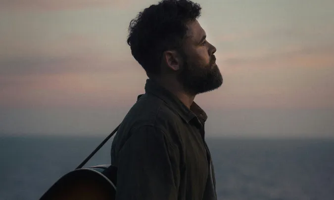 Passenger: Live Performance