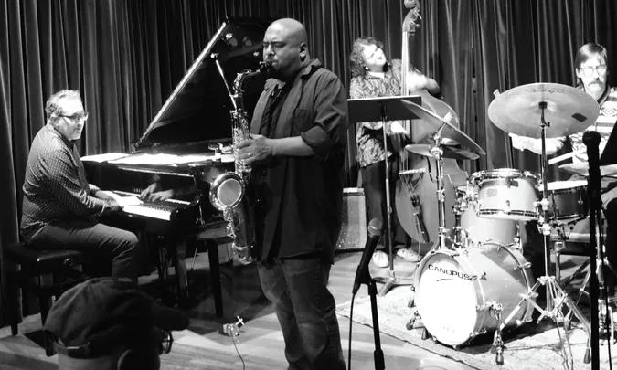 Troy Roberts Quartet | Green Lights