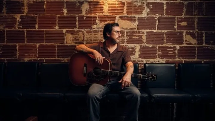 SUSTO: A Solo Show Live at Eddie's Attic w/ The Wire Jays