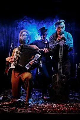 Three for Silver Live in Konzert