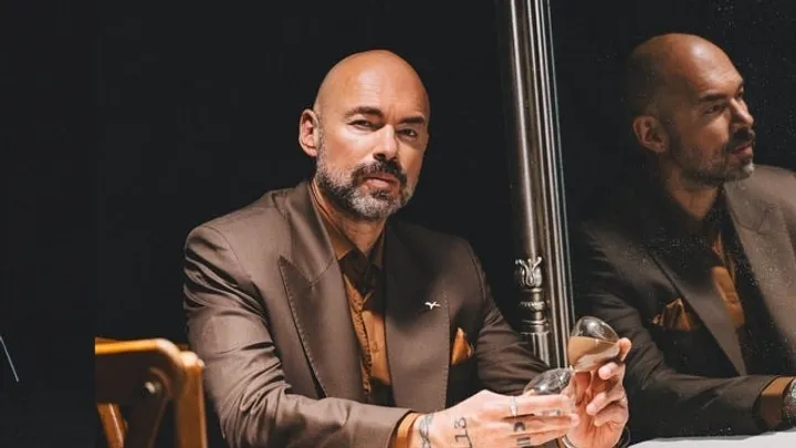Santiago Cruz: Sigo En Pie Tour