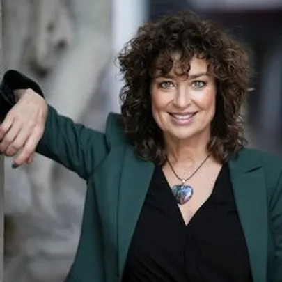 Isabel Varell - "Die guten alten Zeiten sind jetzt"
