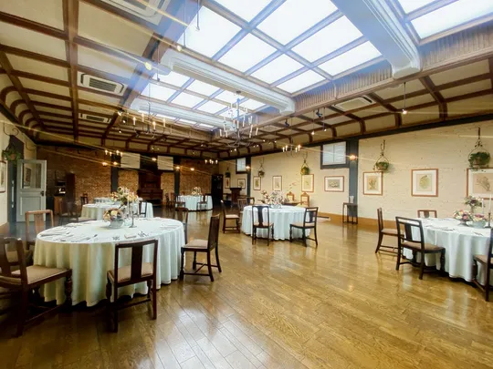 先着順【パビリオンコート】古美術商の洋風陳列館、「旧山中商会」当主が特別案内