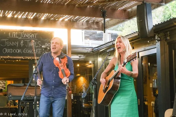 Jenny & James - A Golden Circle Concert