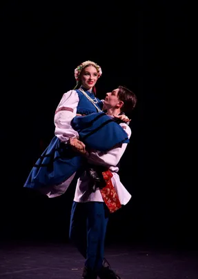 Jeden Tanec. Jedno srdce. United by Ukrainian Dance.