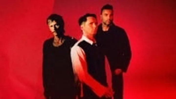 Muse - The Wow! Signal Europa Tour