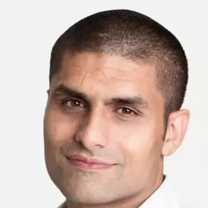 Nagieb Kahja - krigskorrespondent